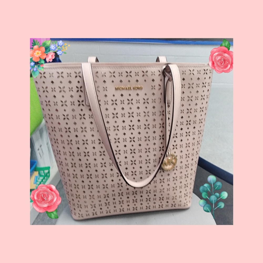 Michael Kors large tote purse